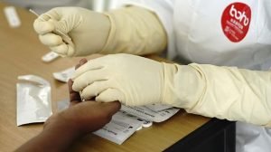 mendeteksi virus covid-19 ruang multi